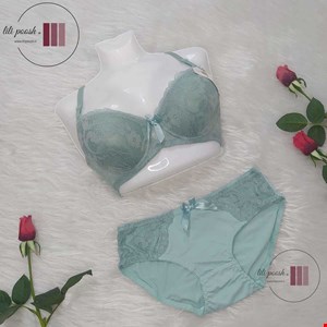 ست سوتین و شورت زنانه اسفنجی وارداتی سایز 80 کد 74
